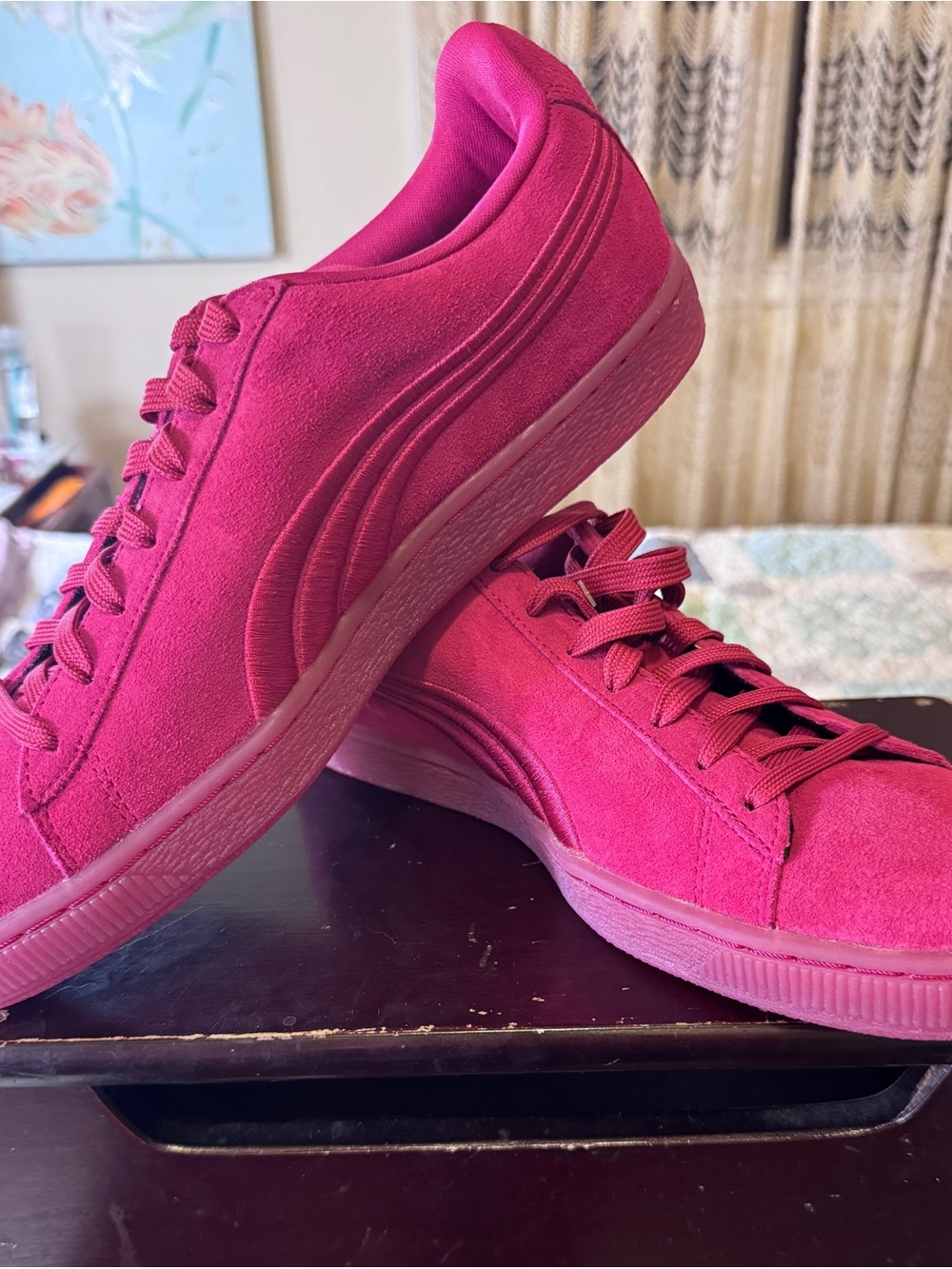 Classic Puma Suede Women's Sneakers in Fuchsia